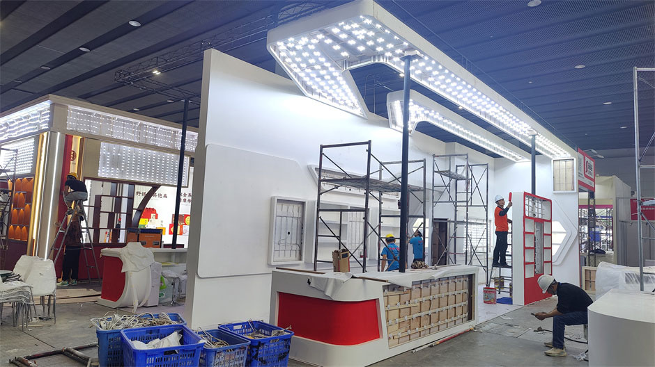 東方藥業(yè)展覽展臺(tái)搭建現(xiàn)場(chǎng)